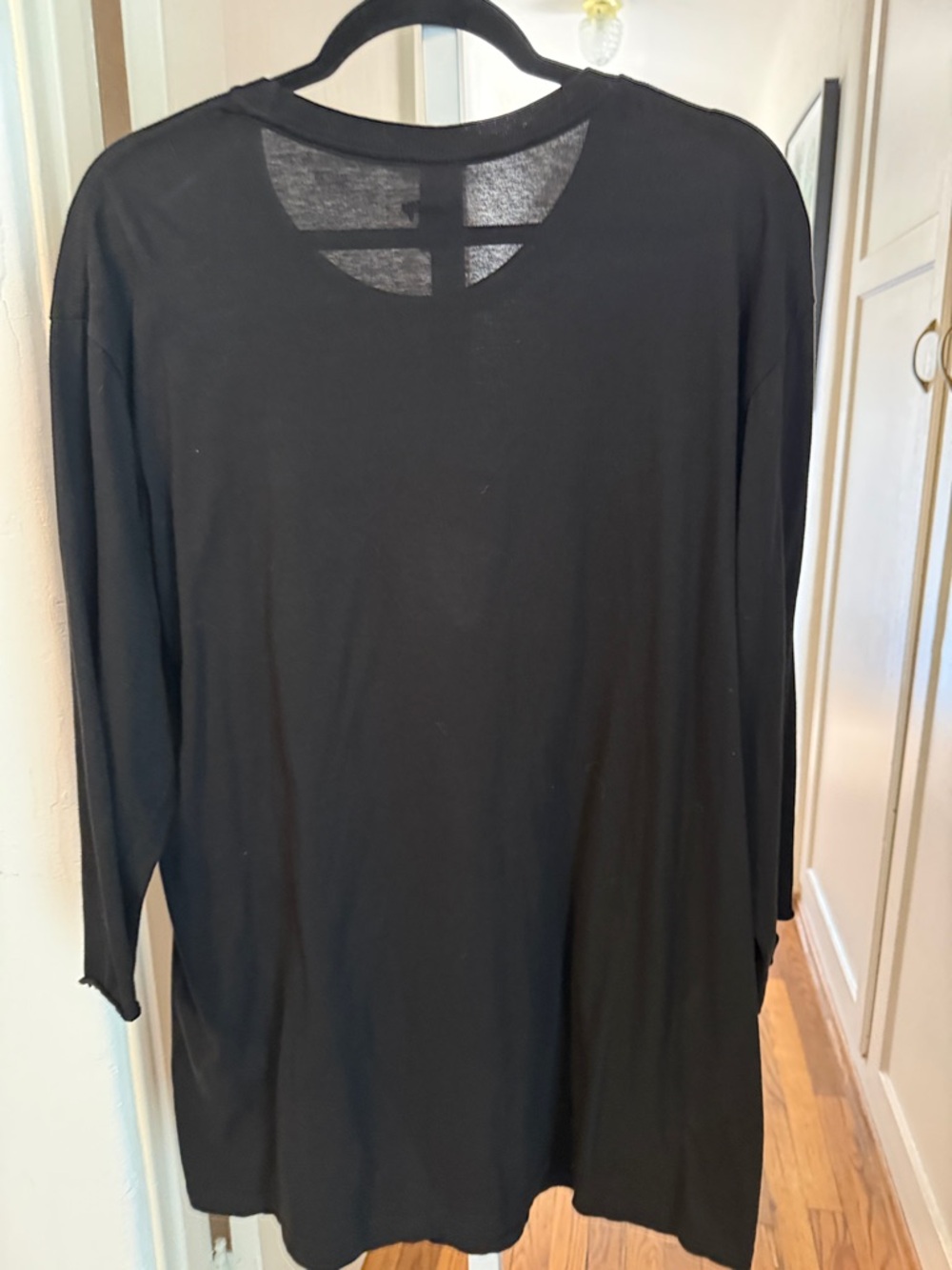 Disney Miss Piggy Graphic Tee - Black with Pink Accents XL - Picture 6 of 7